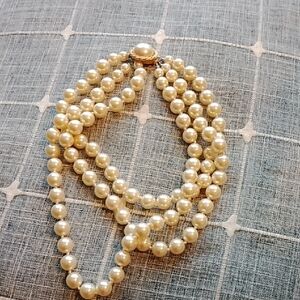 Vintage Knottes Cream Pearl Necklace NWOT